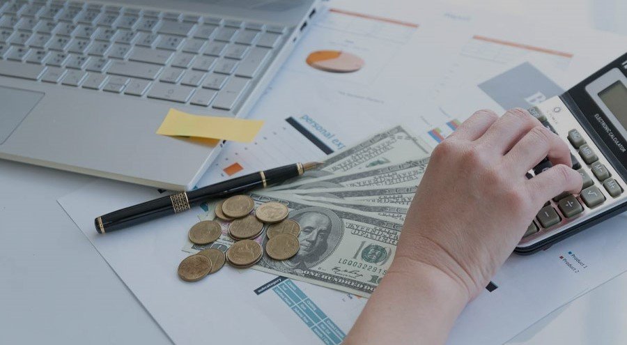 حيل ومبادئ الإدارة المالية للطلاب